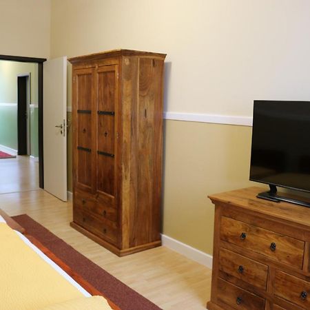 Gutshof Sagritz Hotel Golßen Екстериор снимка
